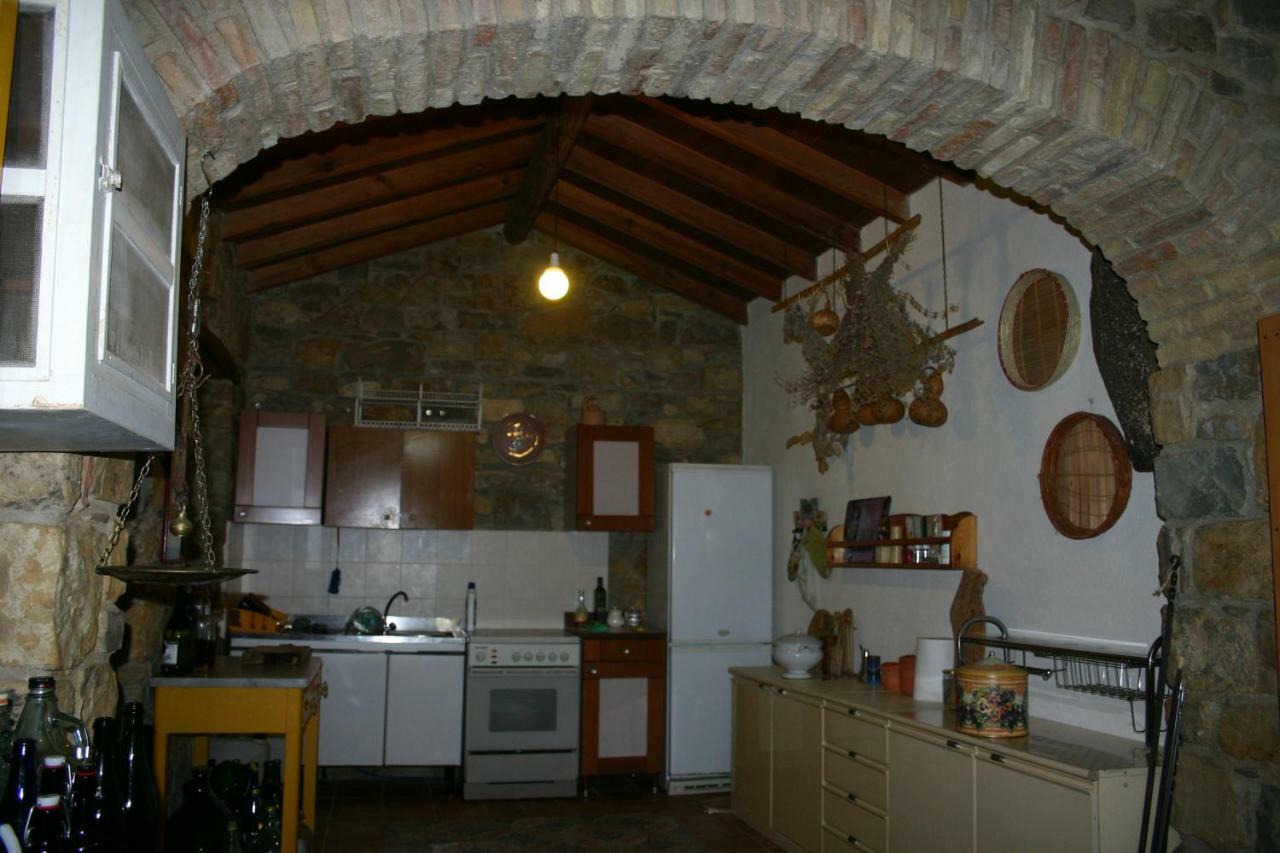 Sa Domu De Sa Contissa Panzió Selegas Kültér fotó